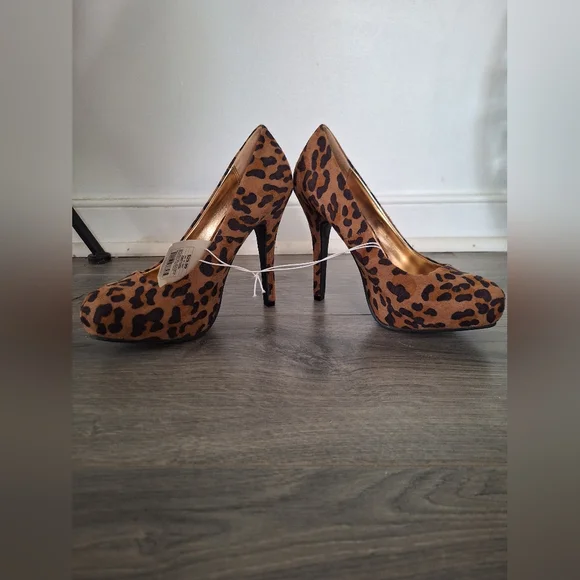 Mossimo Leopard Print High Heels Size 7.5 - Picture 8 of 10